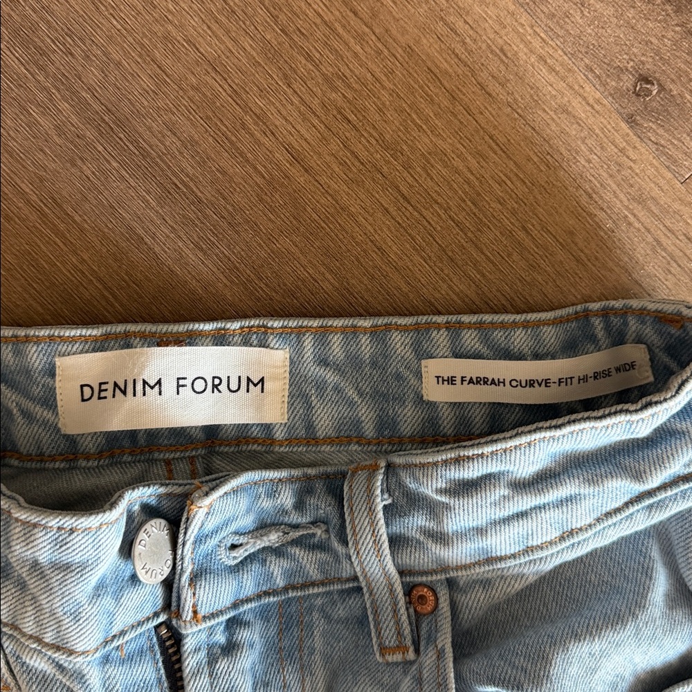Aritzia Denim Forum size 24 jeans - Picture 2 of 3